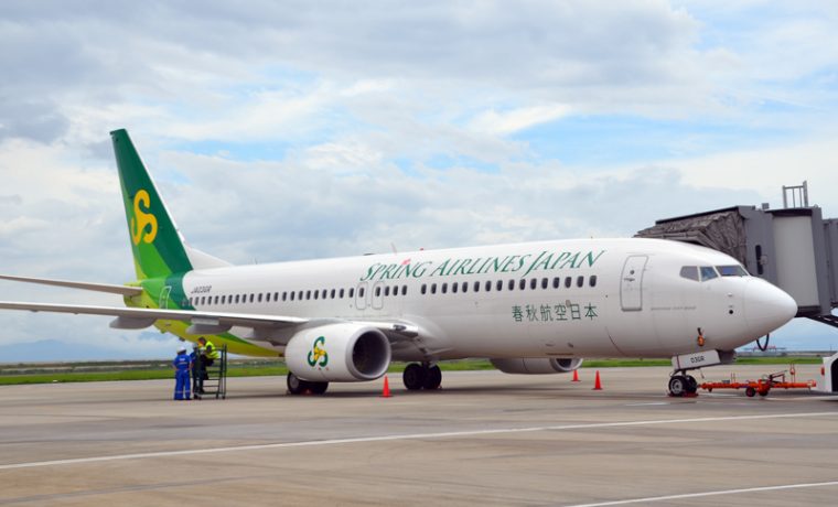 春秋航空日本は、新千歳・関西・広島・佐賀の4路線の国内線を運航。