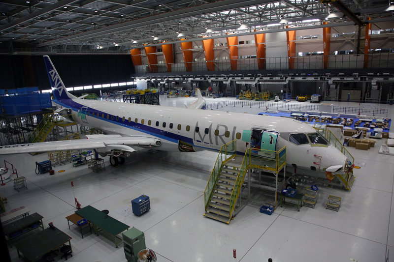 MRJ（三菱リージョナルジェット）最終組立工場を公開 | ひこ旅
