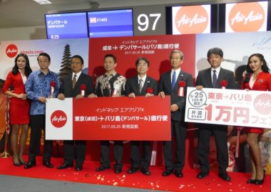 インドネシア・エアアジアXの成田～バリ線の就航記念式典(2017年5月25日成田空港)